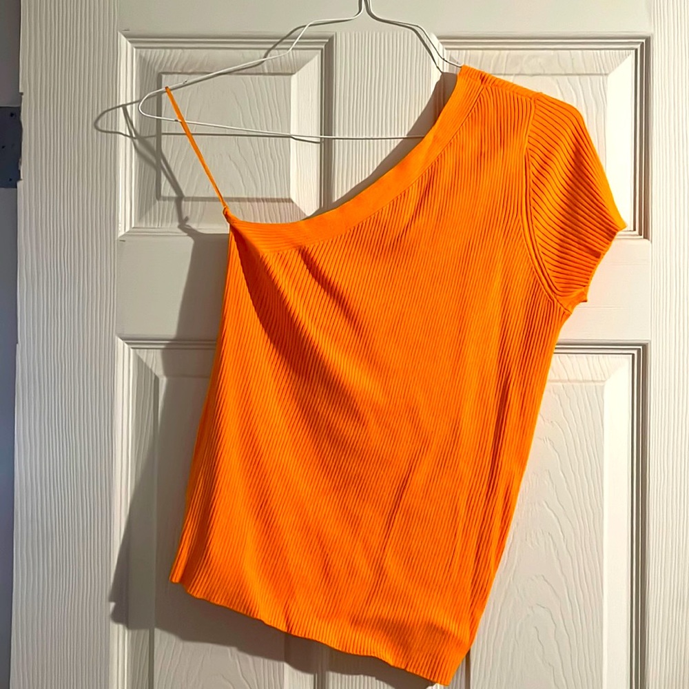Orange Top